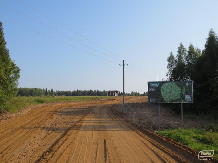 В Залесье началось строительство дорог.