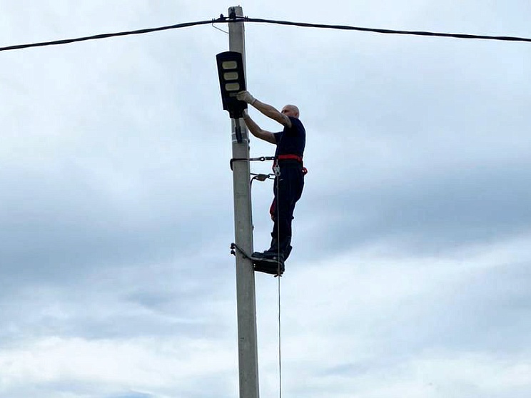 Монтаж фонарей