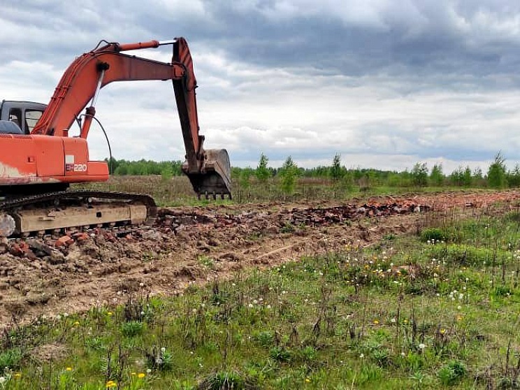 Продолжаются работы по строительству