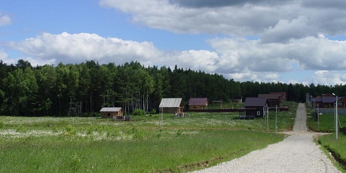 Продаем участок в поселке Хрустали.